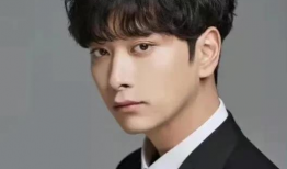 娱乐圈吃瓜男明星小谢是谁,小谢是谁？揭秘吃瓜男明星背后的故事